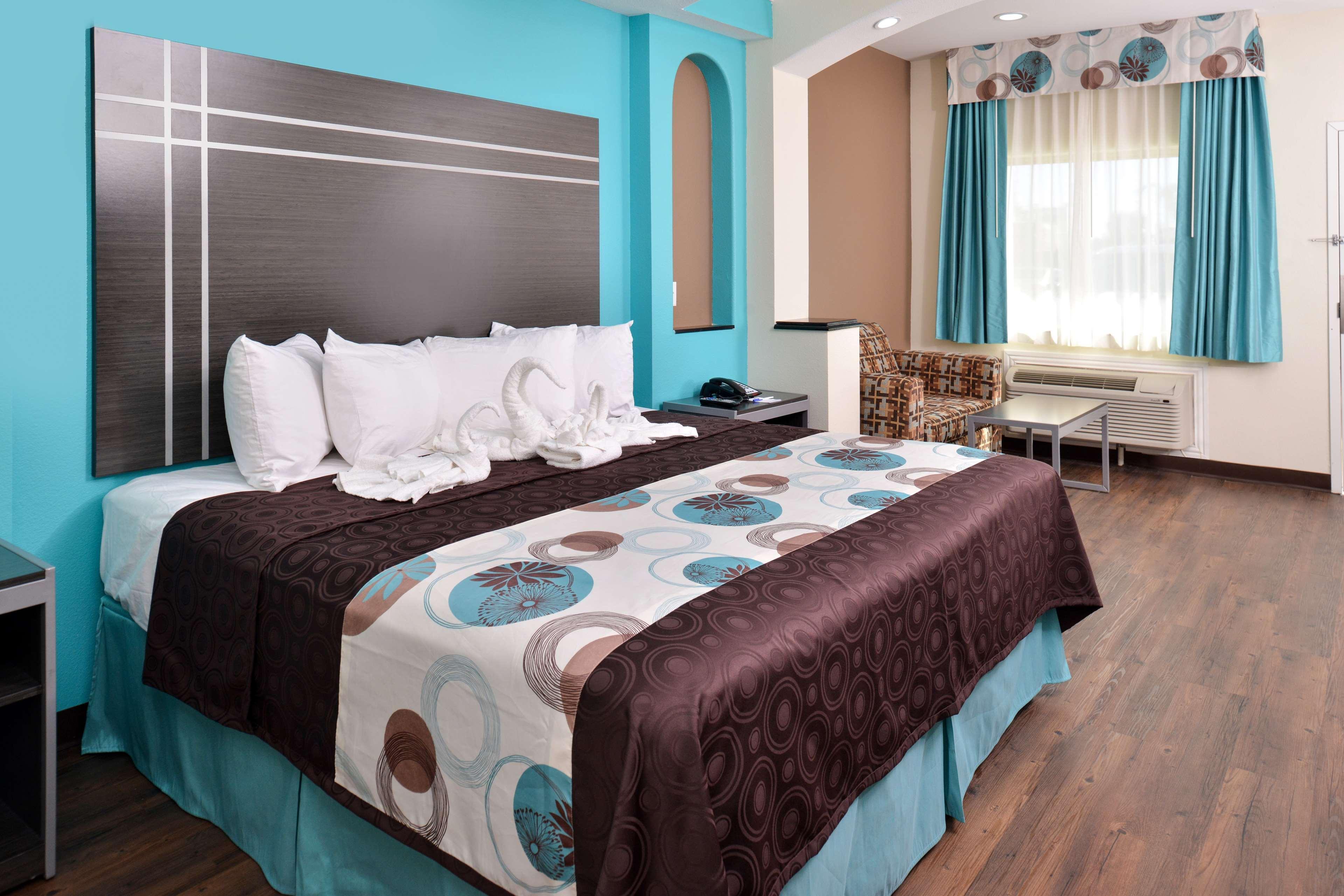 Americas Best Value Inn & Suites - Houston/Hwy 6 & Westpark Mission Bend Extérieur photo